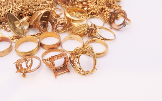 金買取を神戸で利用するなら宅配サービスのメリットと注意点